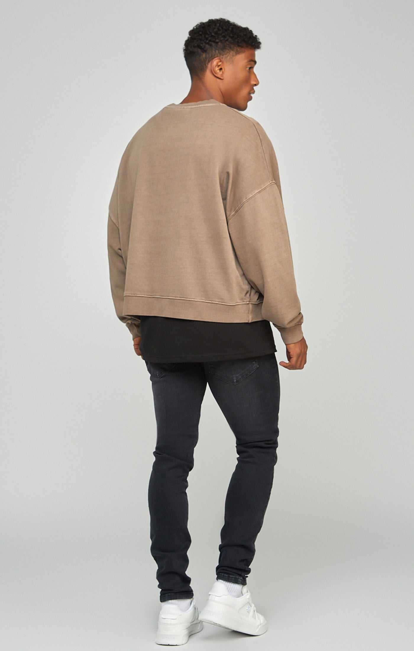 Load image into Gallery viewer, Brown Garment Dyed Boxy Fit Sweatshirt (4)