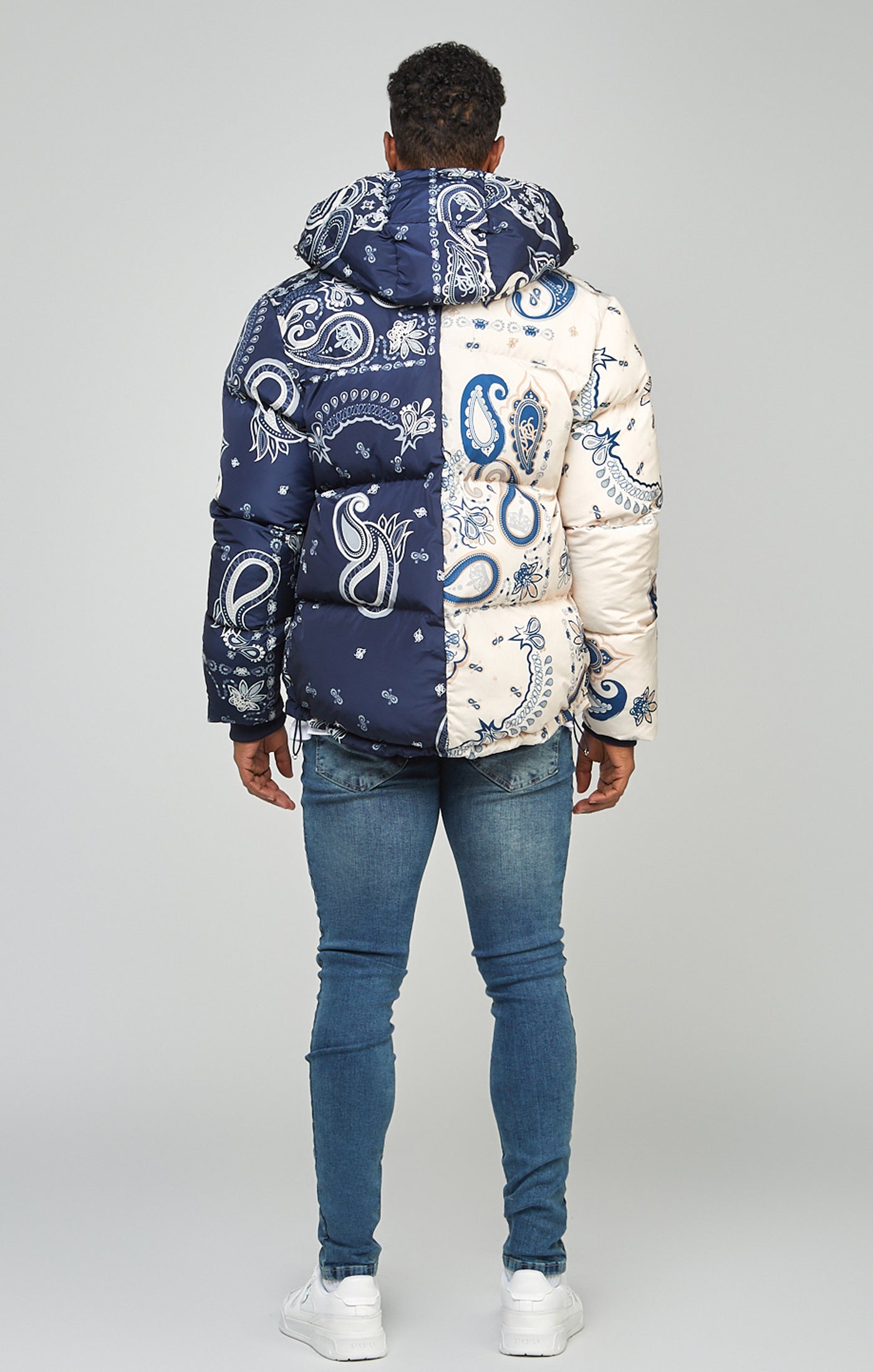 Load image into Gallery viewer, Navy Cut &amp; Sew Paisley Puffa Jacket (4)