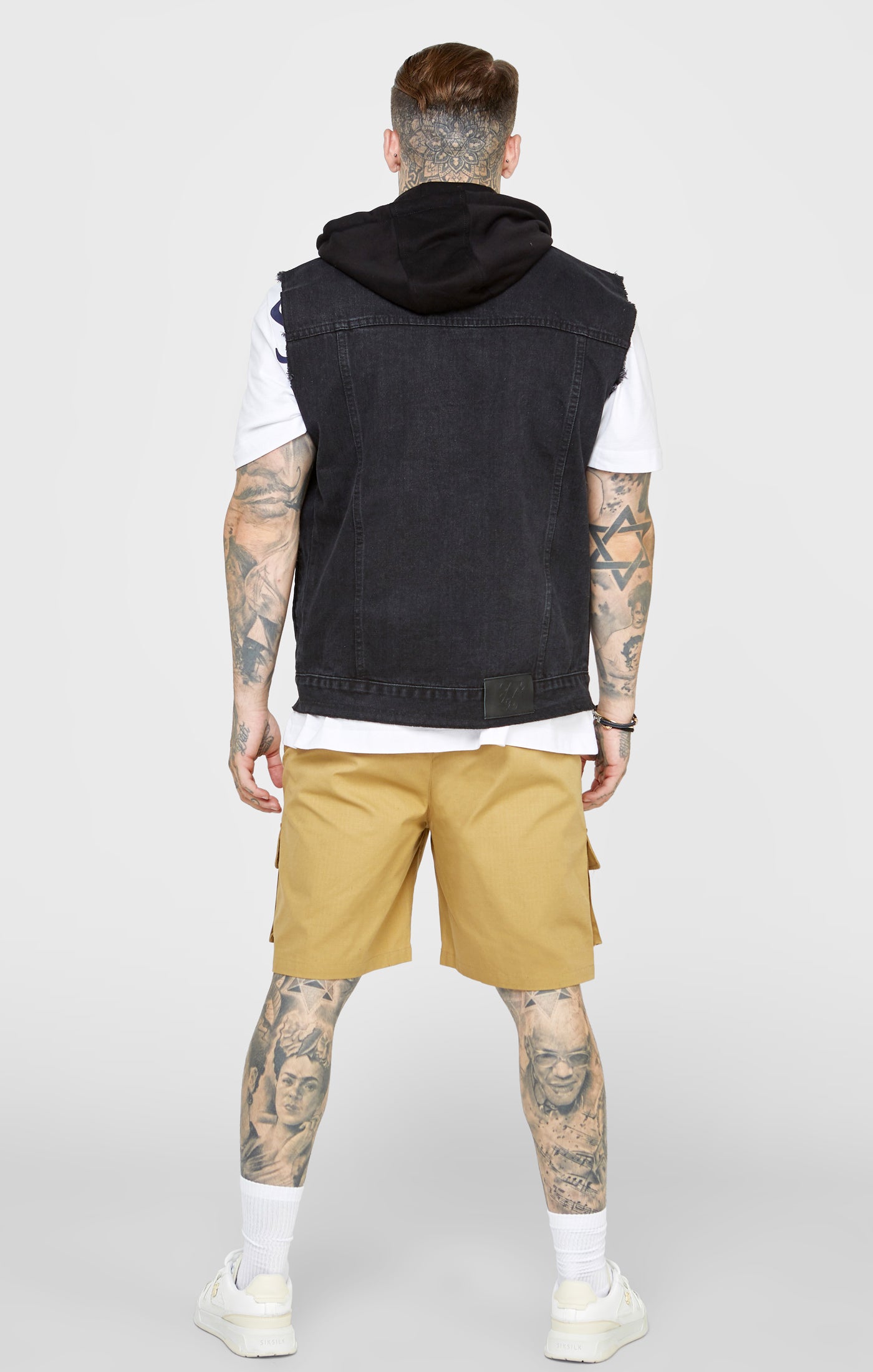 Load image into Gallery viewer, Black Hooded Gilet (4)