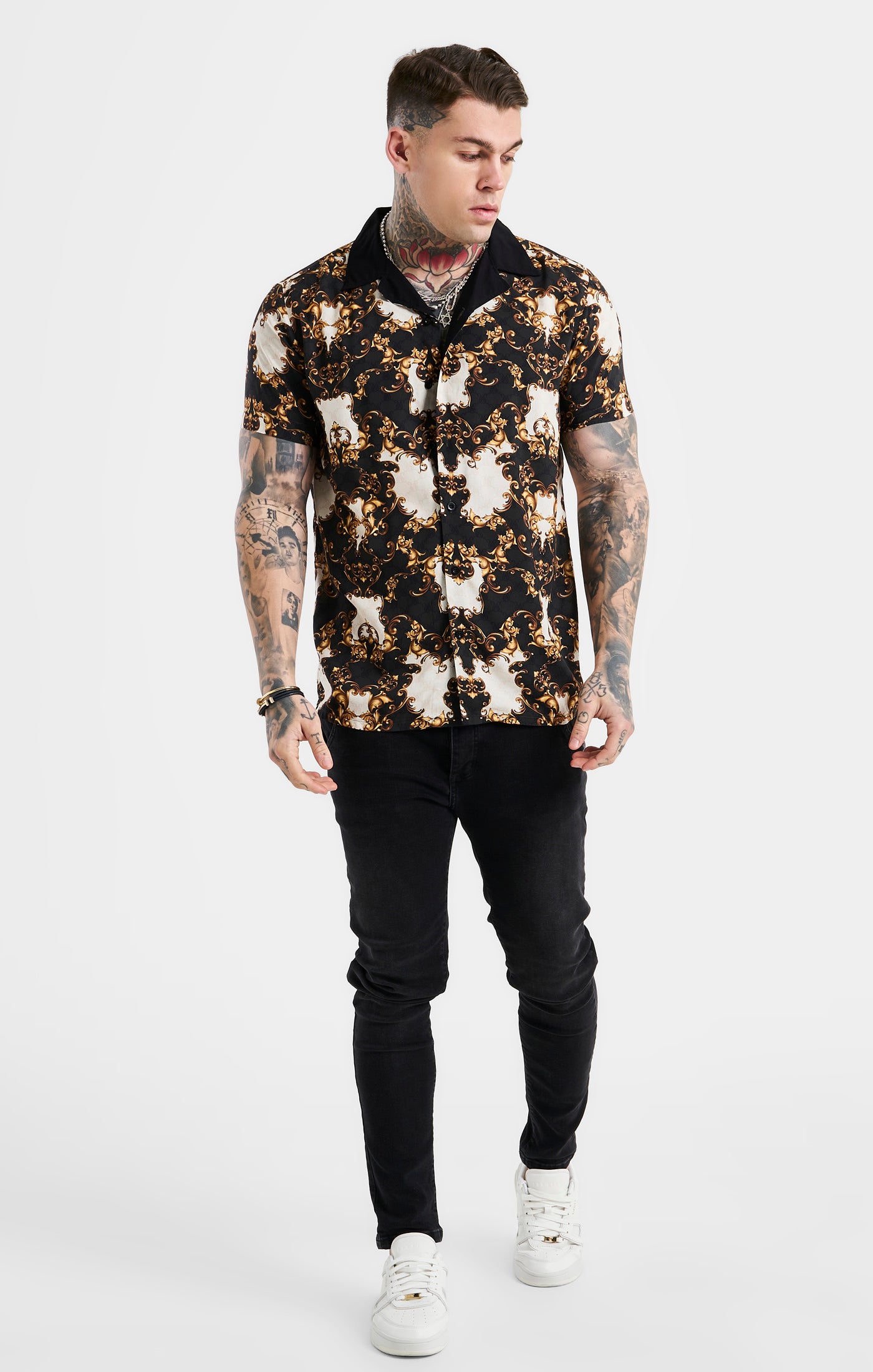 Load image into Gallery viewer, Black Gold Print Oversized Shirt (2)