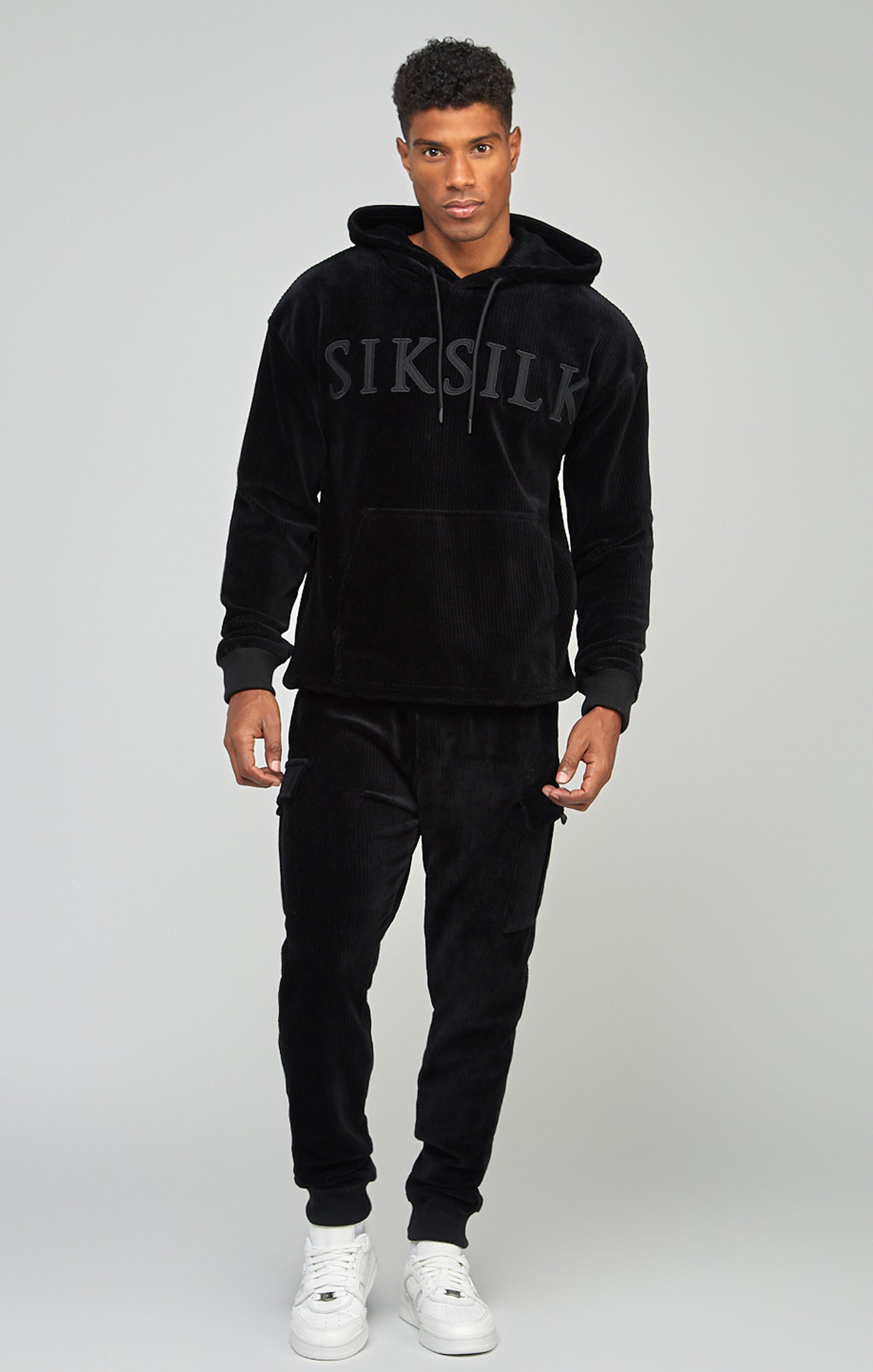 Load image into Gallery viewer, Black Corduroy Cargo Joggers (2)