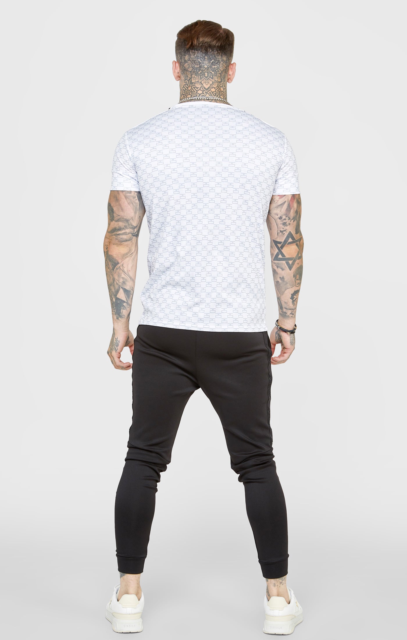 Load image into Gallery viewer, White T-Shirt (4)