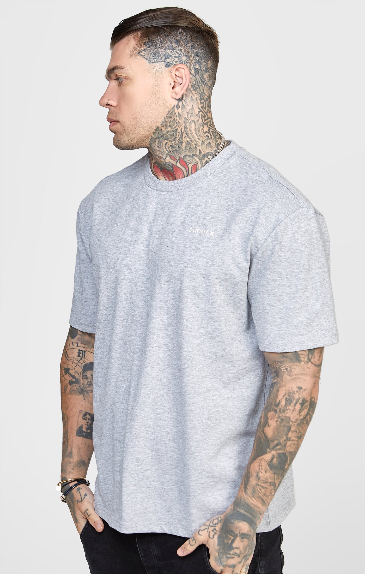 Load image into Gallery viewer, Grey Oversized Back Logo T-Shirt (1)