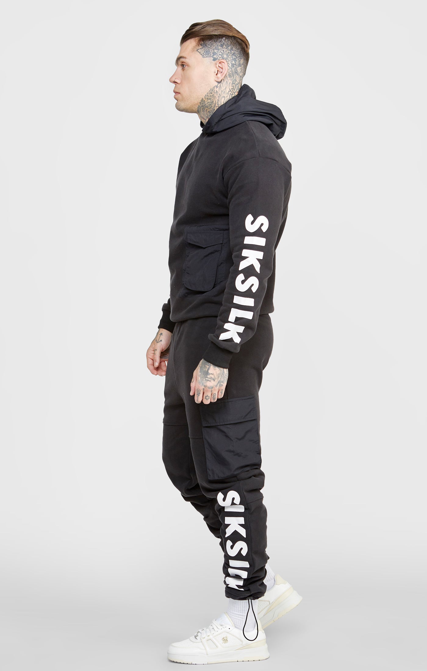 Load image into Gallery viewer, Black Contrast Pocket Oversized Hoodie (3)