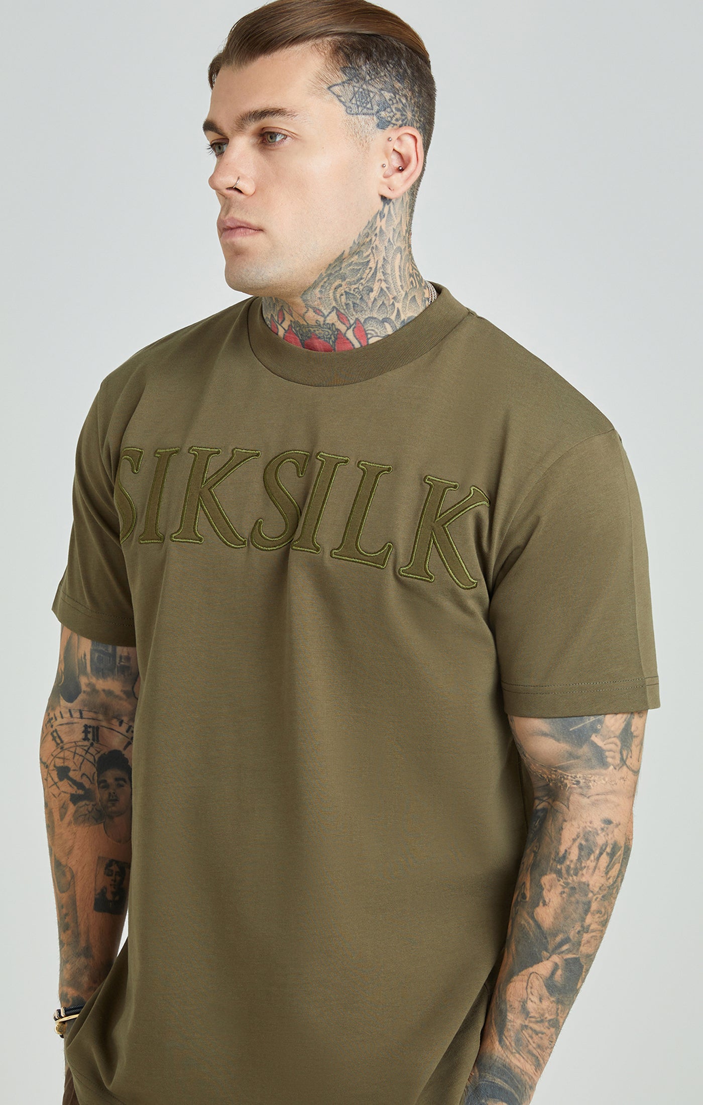 Load image into Gallery viewer, Khaki Applique Logo Oversized Fit T-Shirt