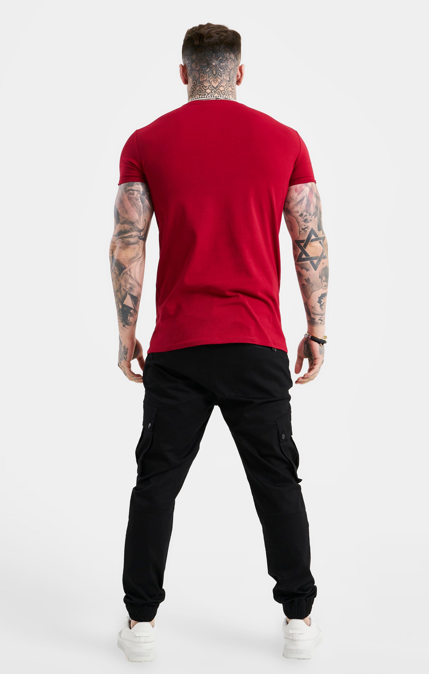 Load image into Gallery viewer, Red Script Embroidery Muscle Fit T-Shirt (4)
