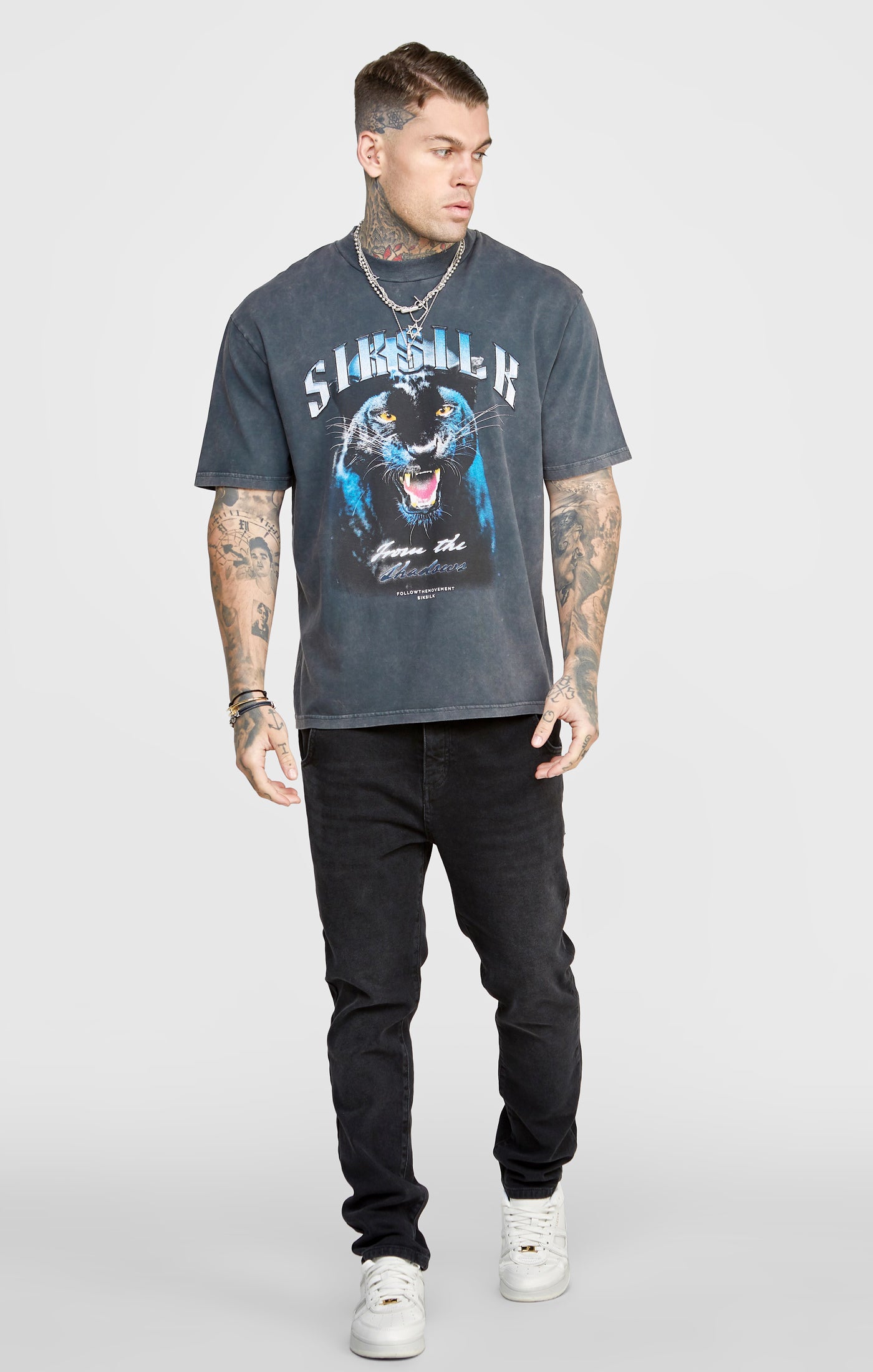 Load image into Gallery viewer, Black Graphic Oversized T-Shirt (2)