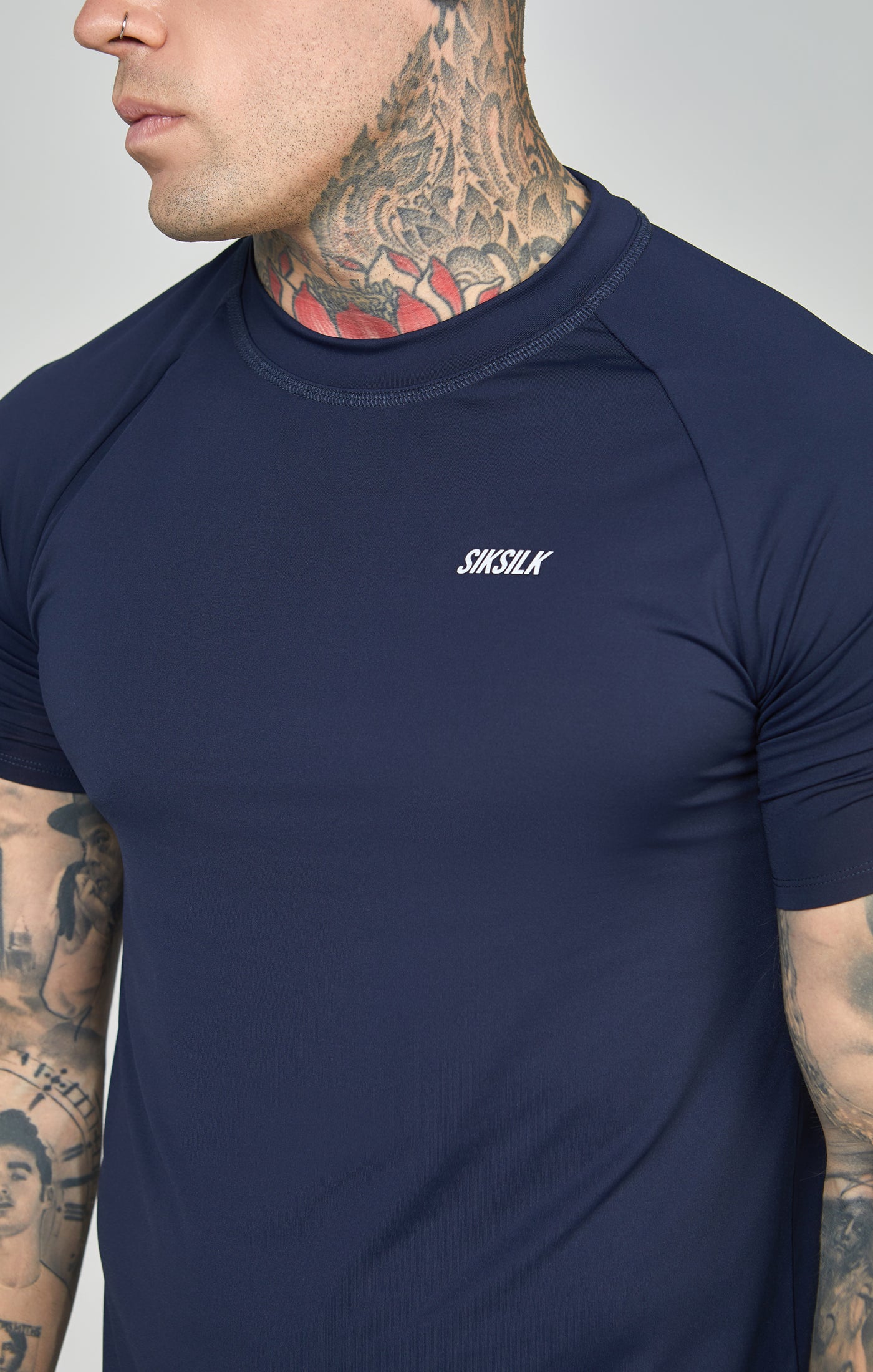Load image into Gallery viewer, Navy Sports Curved Hem Muscle Fit T-Shirt (1)