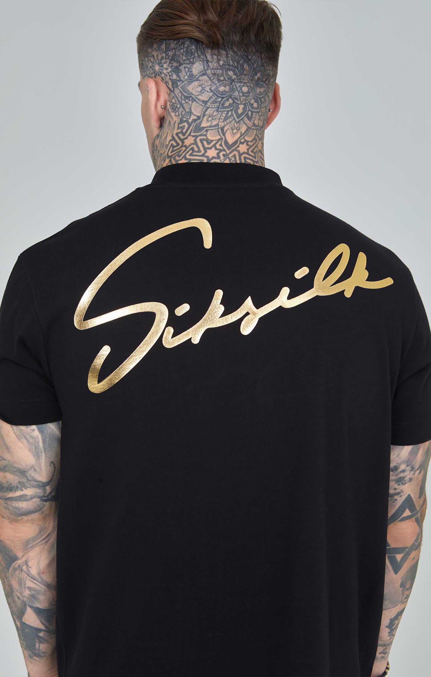 Load image into Gallery viewer, Black Script Print Oversized T-Shirt (1)