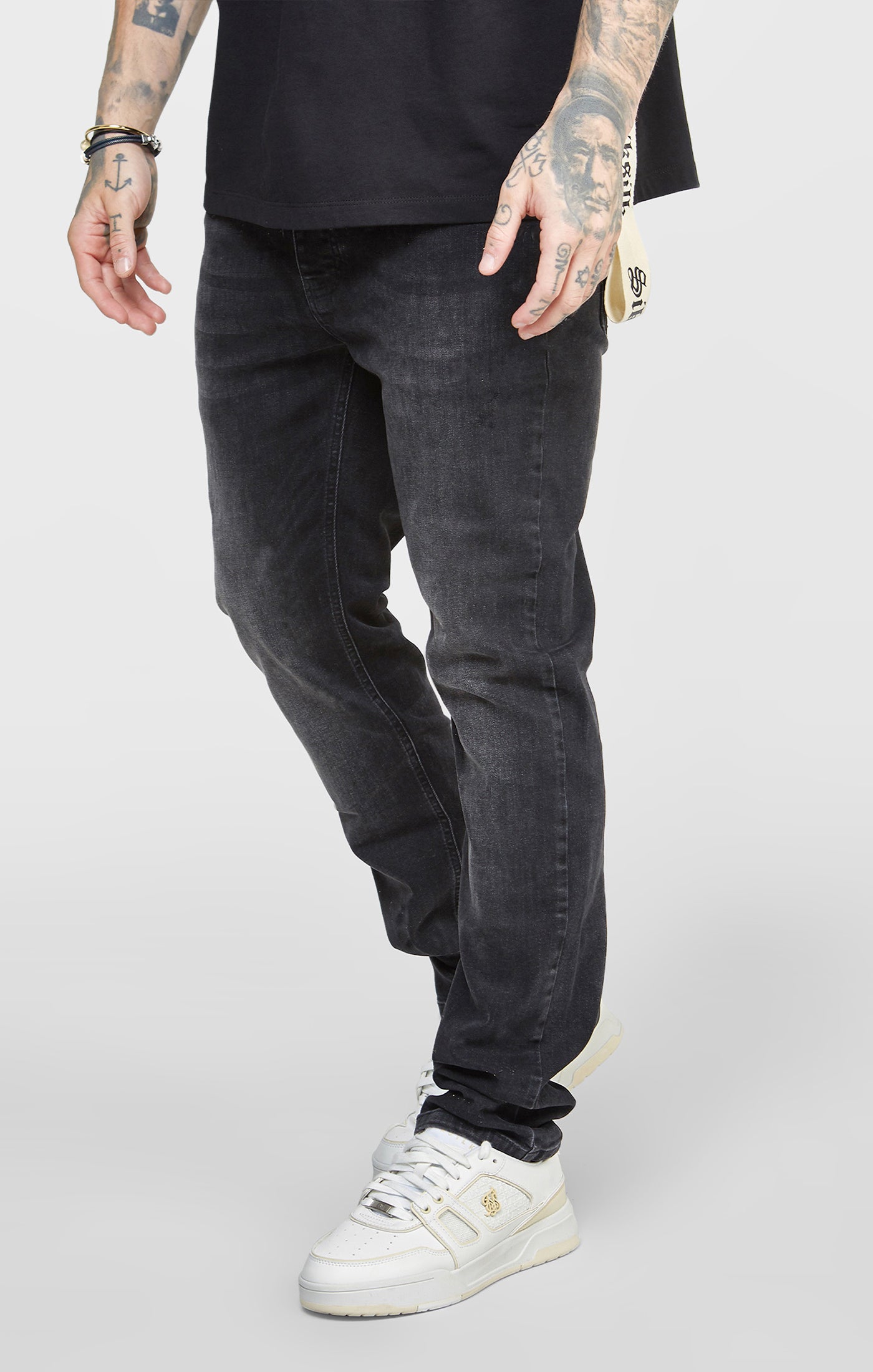 Load image into Gallery viewer, Washed Black Slim Fit Denims