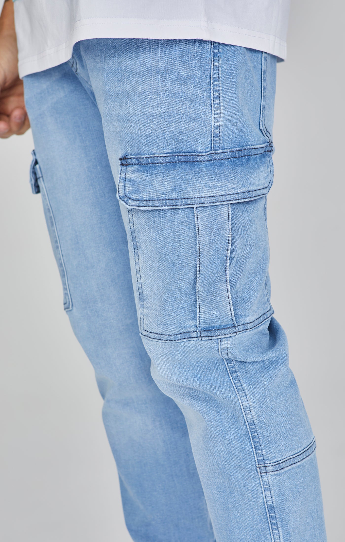 Load image into Gallery viewer, Cargo Jeans (2)
