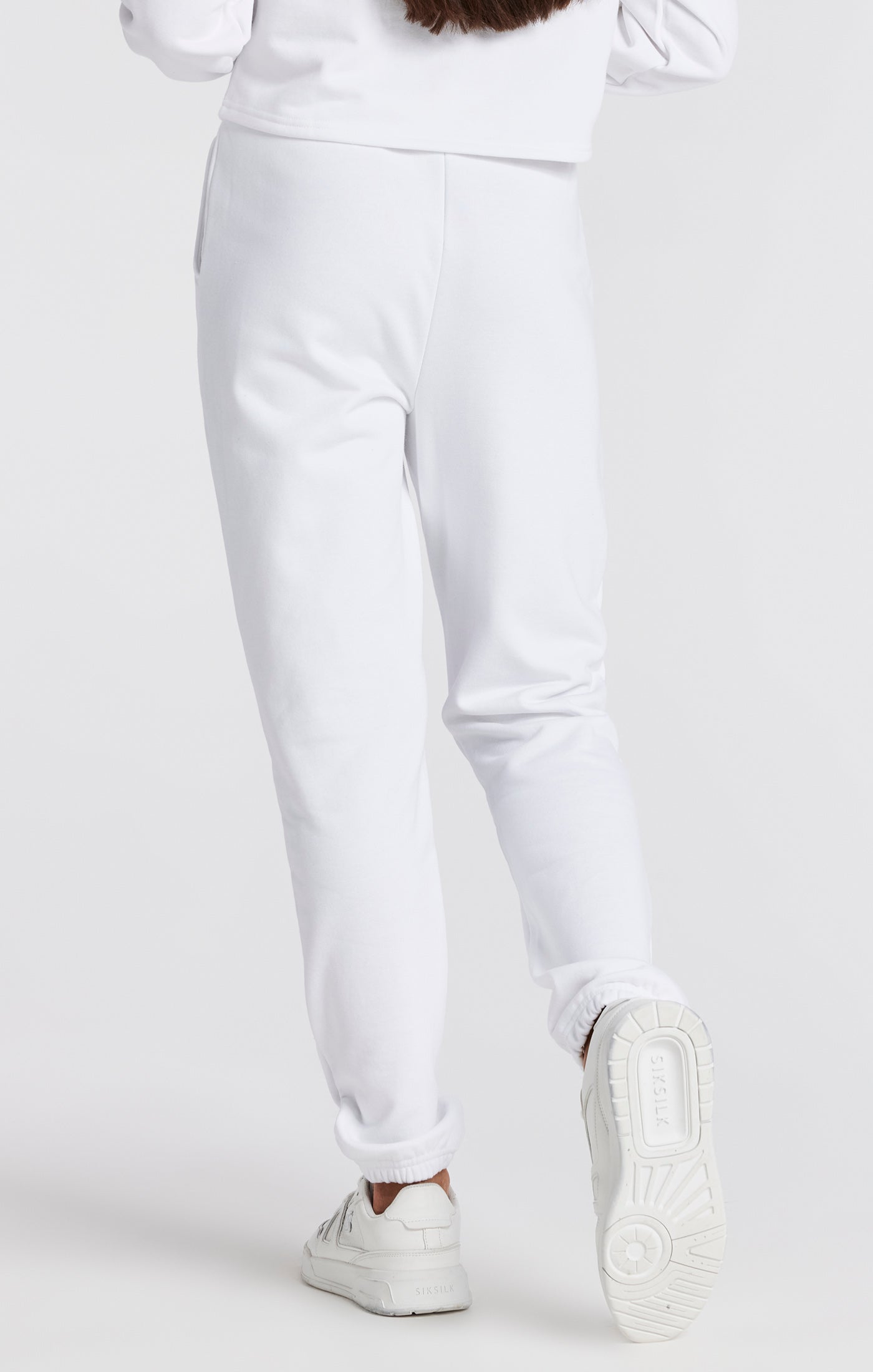 Load image into Gallery viewer, Girls White Varsity Logo Relaxed Jogger (3)
