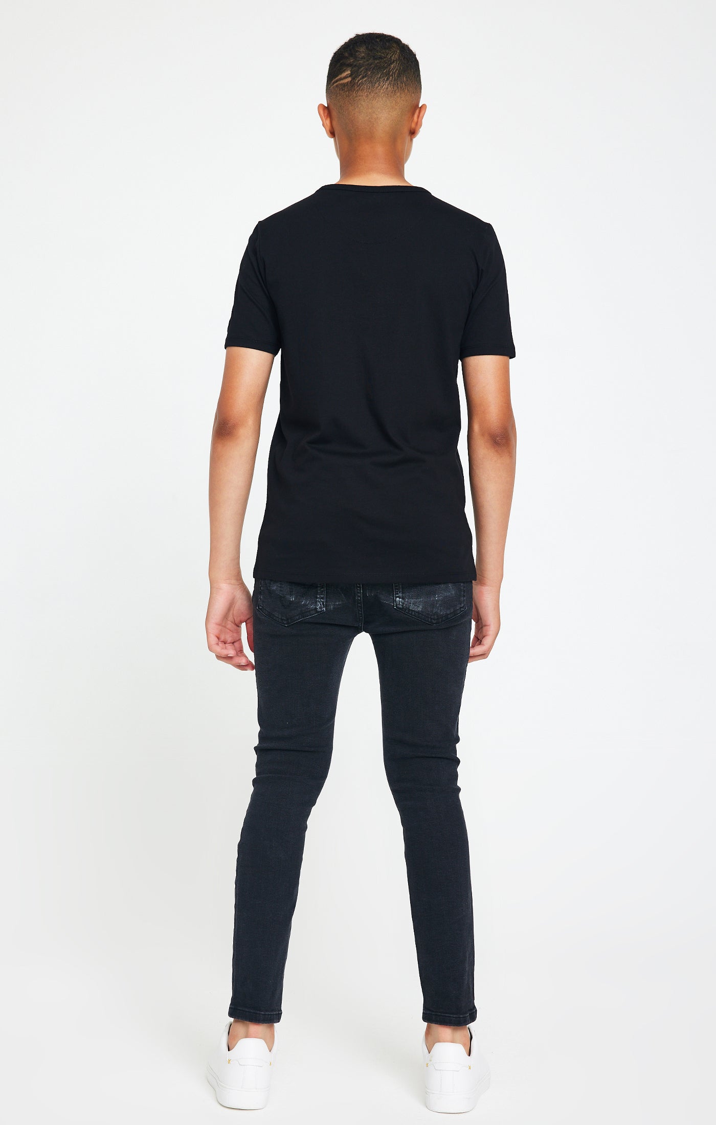 Load image into Gallery viewer, Boys Messi x SikSilk Black Logo T-Shirt (5)