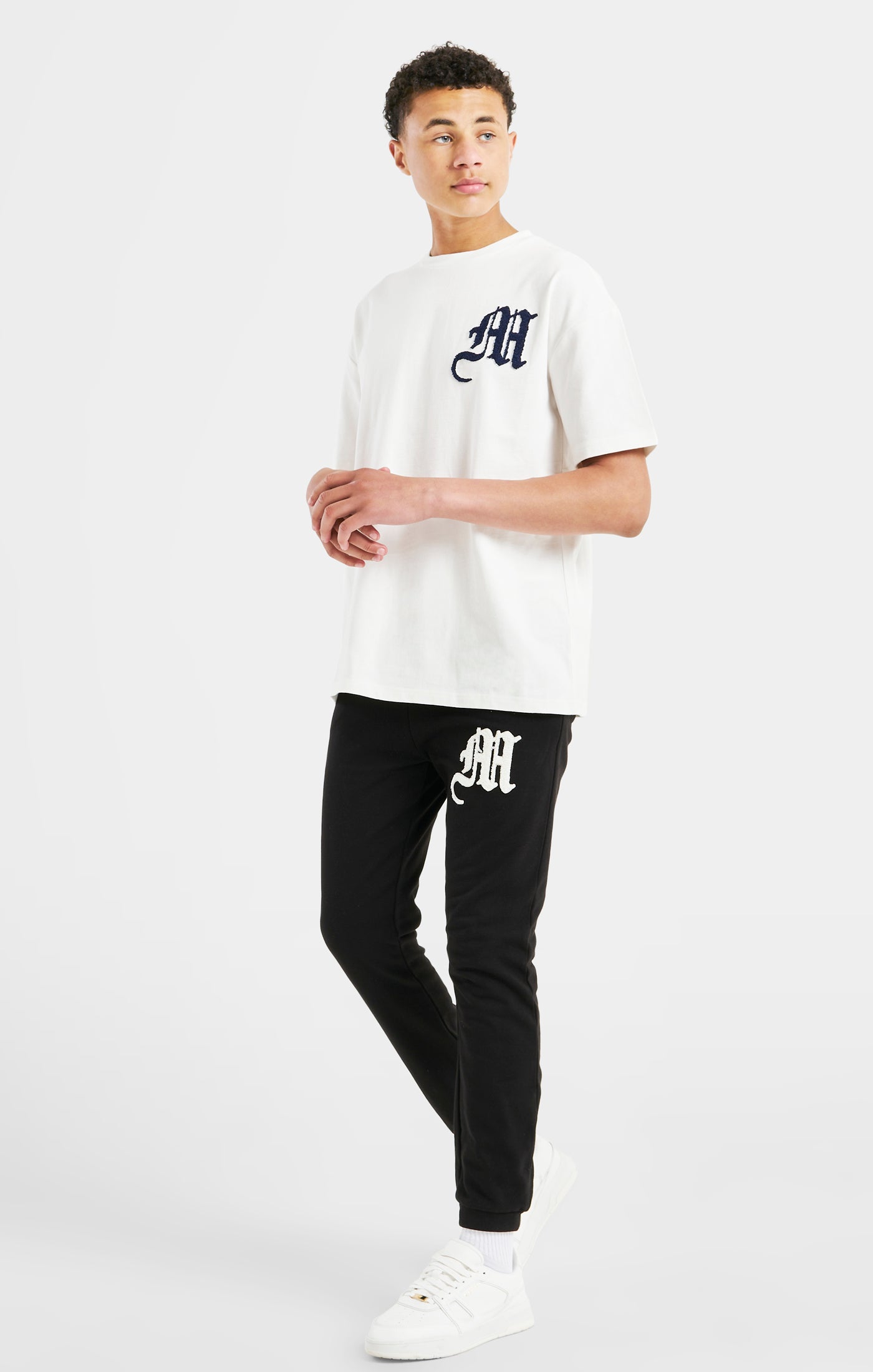 Load image into Gallery viewer, Messi x SikSilk Logo Pant - Black (2)