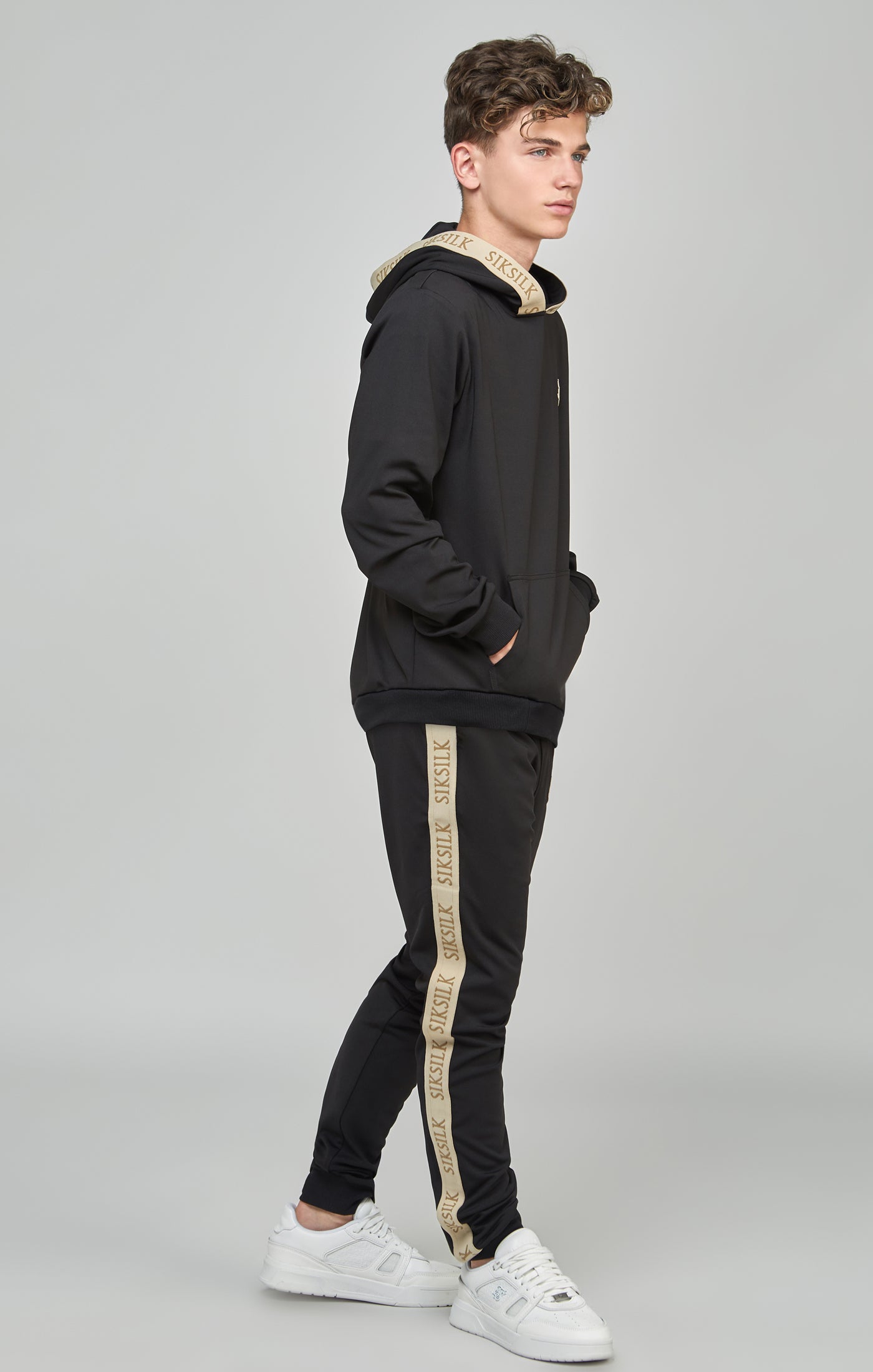 Load image into Gallery viewer, Boys Black Taped Skinny Joggers (2)