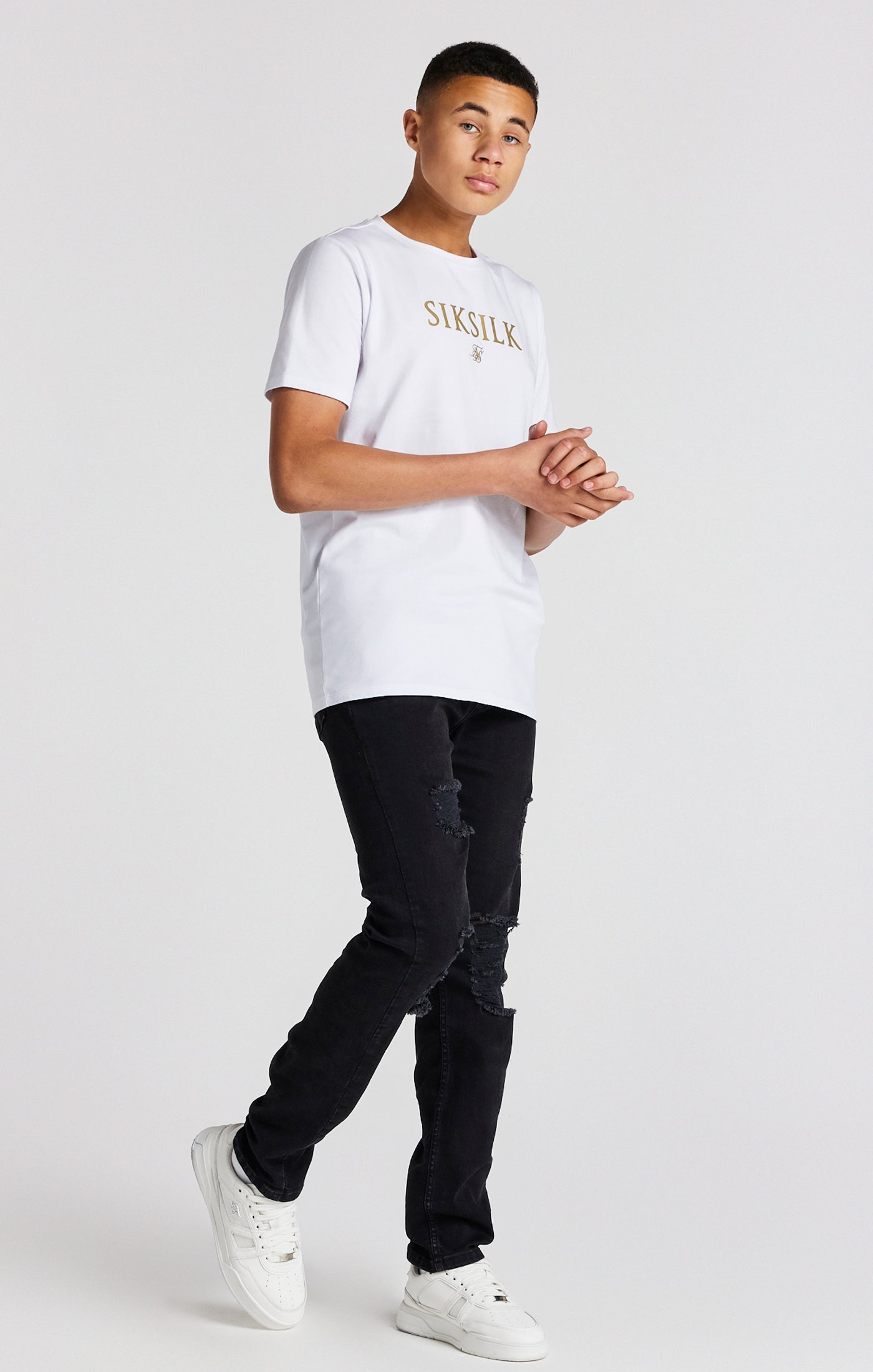 Load image into Gallery viewer, Boys White Branded T-Shirt (2)