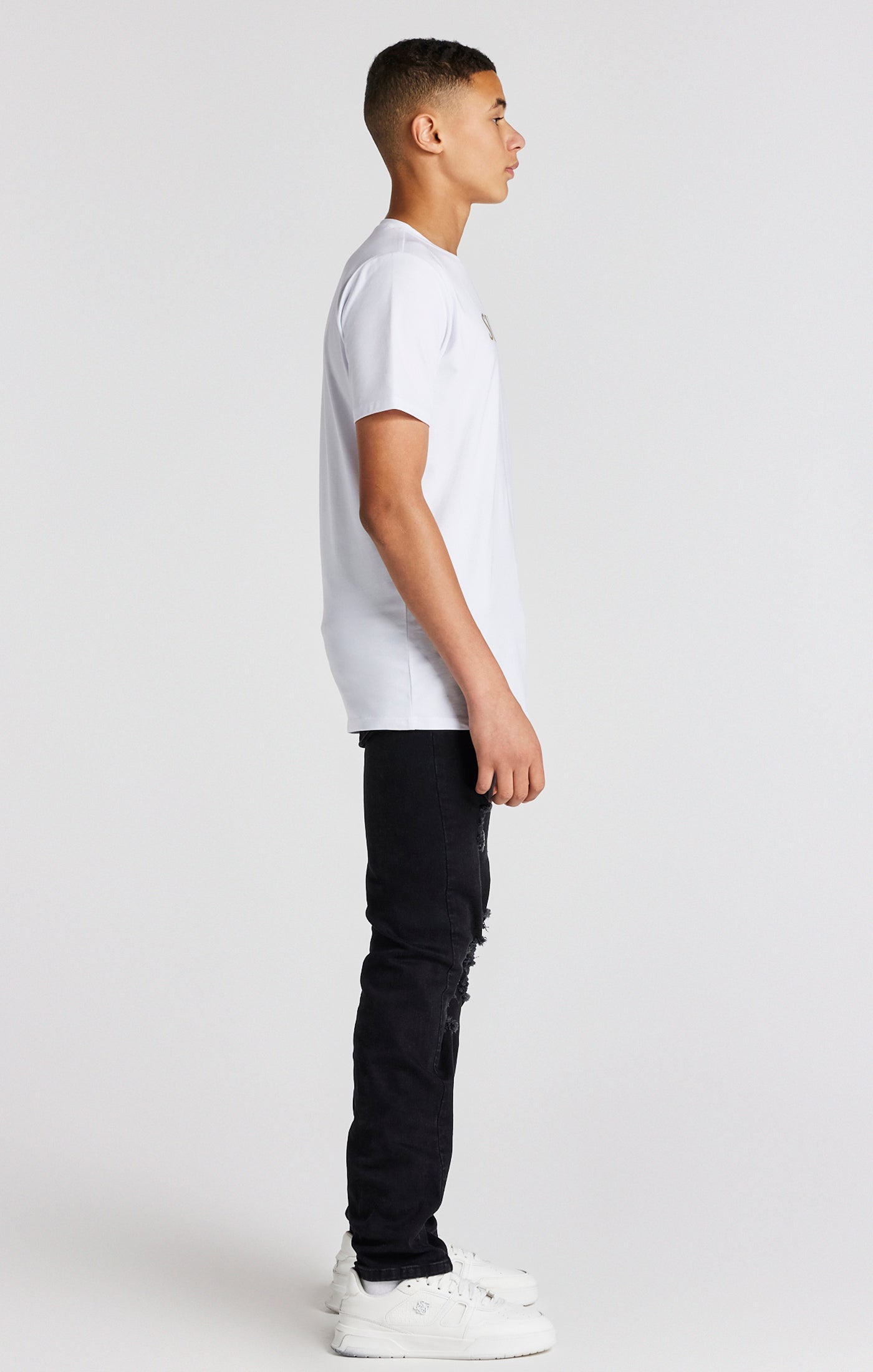 Load image into Gallery viewer, Boys White Branded T-Shirt (3)