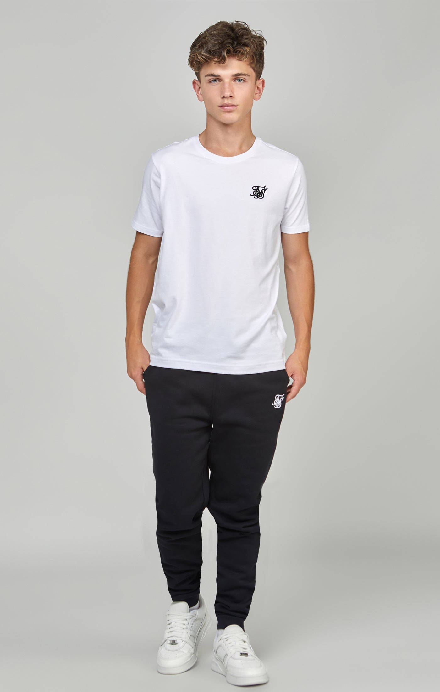 Load image into Gallery viewer, Boys White Essentials T-Shirt (2)