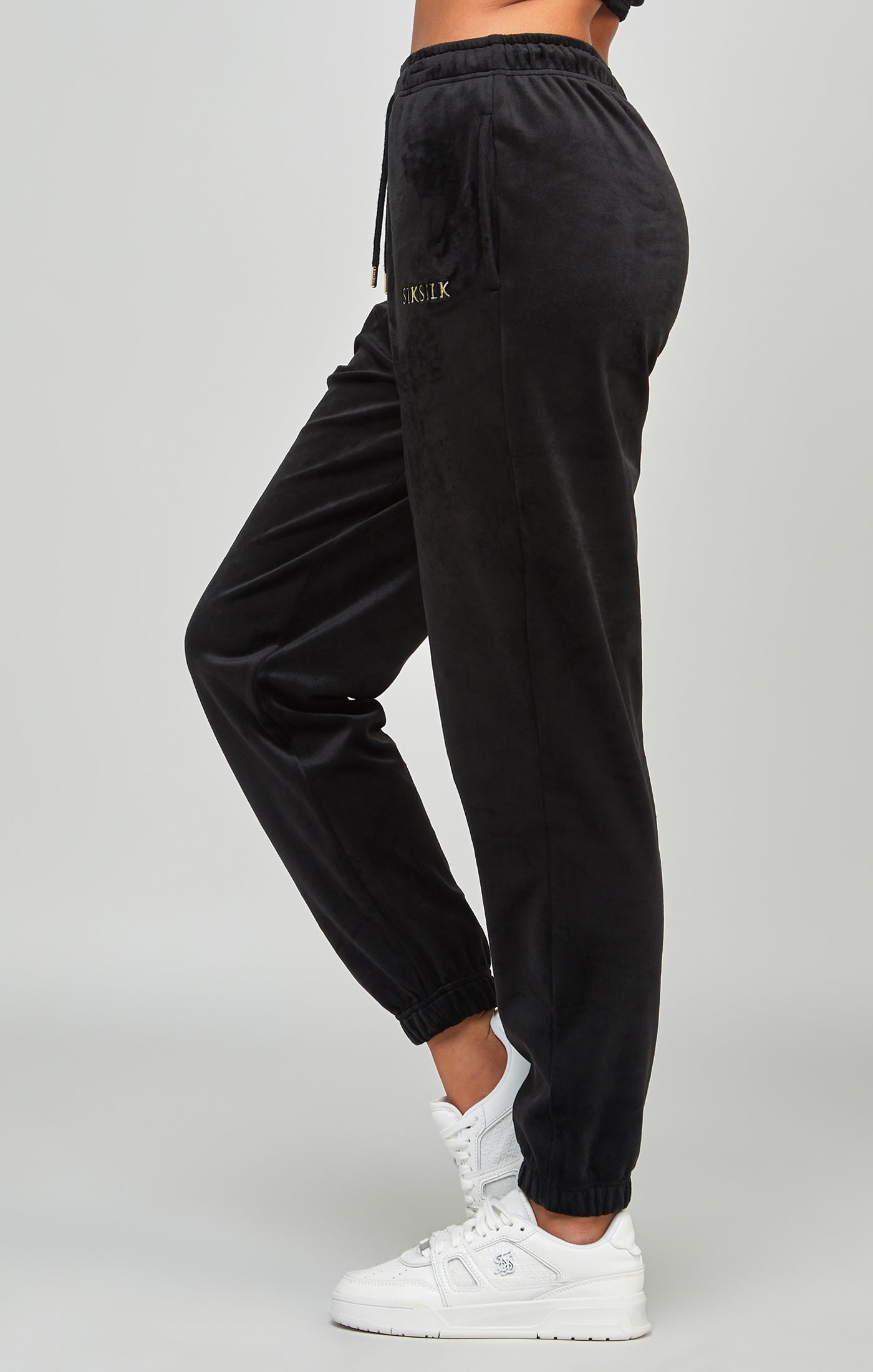 Load image into Gallery viewer, Black Velour Joggers (1)