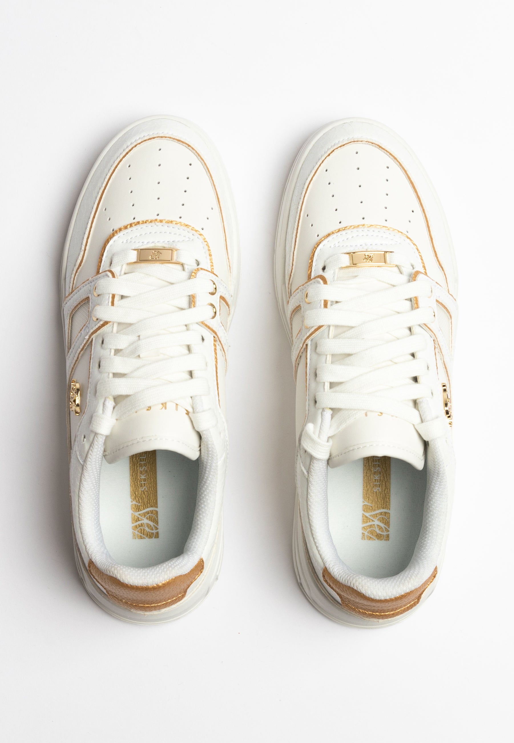 Load image into Gallery viewer, White And Gold Trimmed Low Top Court Trainer (7)