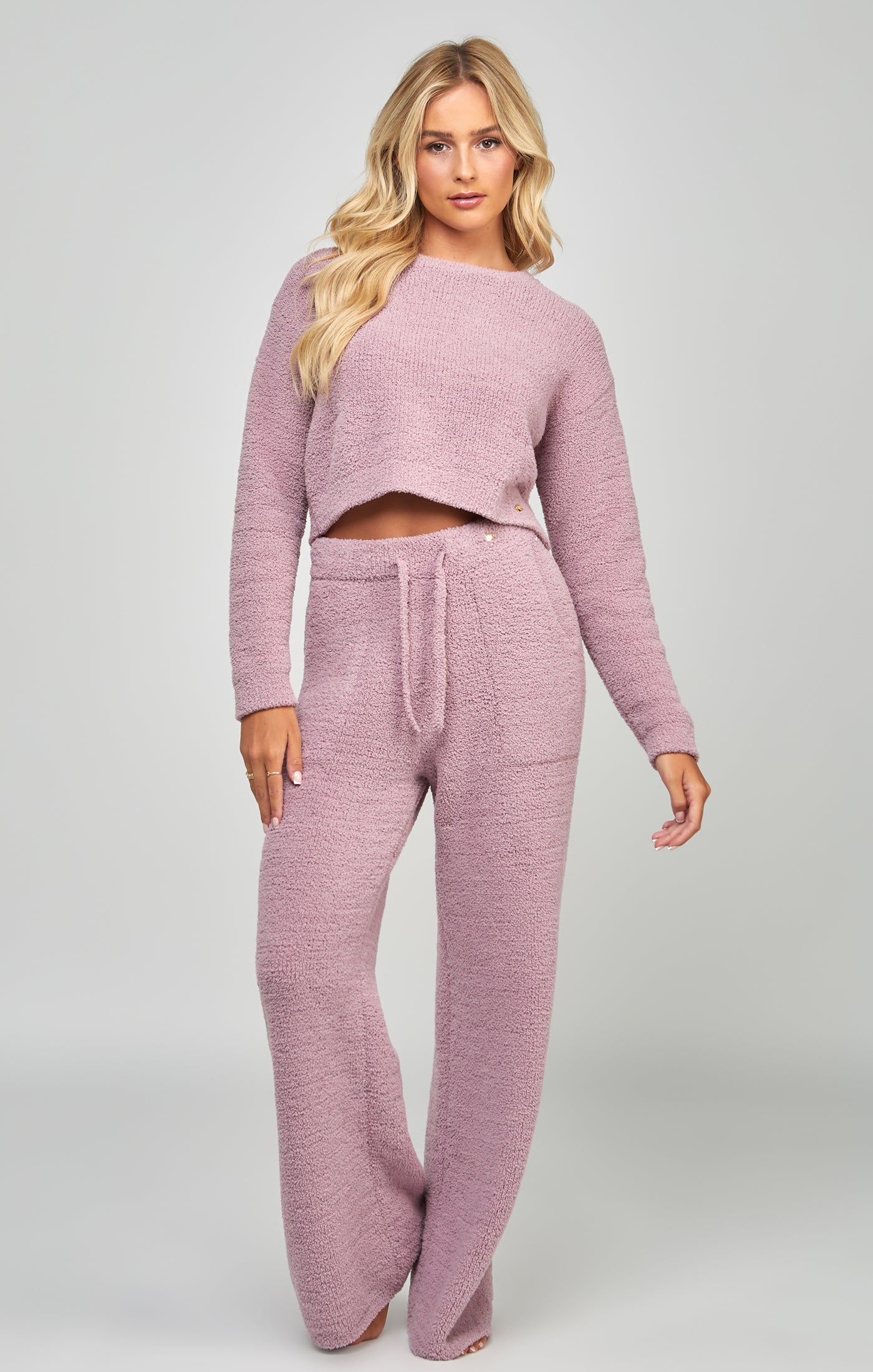 Load image into Gallery viewer, Lavender Cropped Lounge Sweat (2)