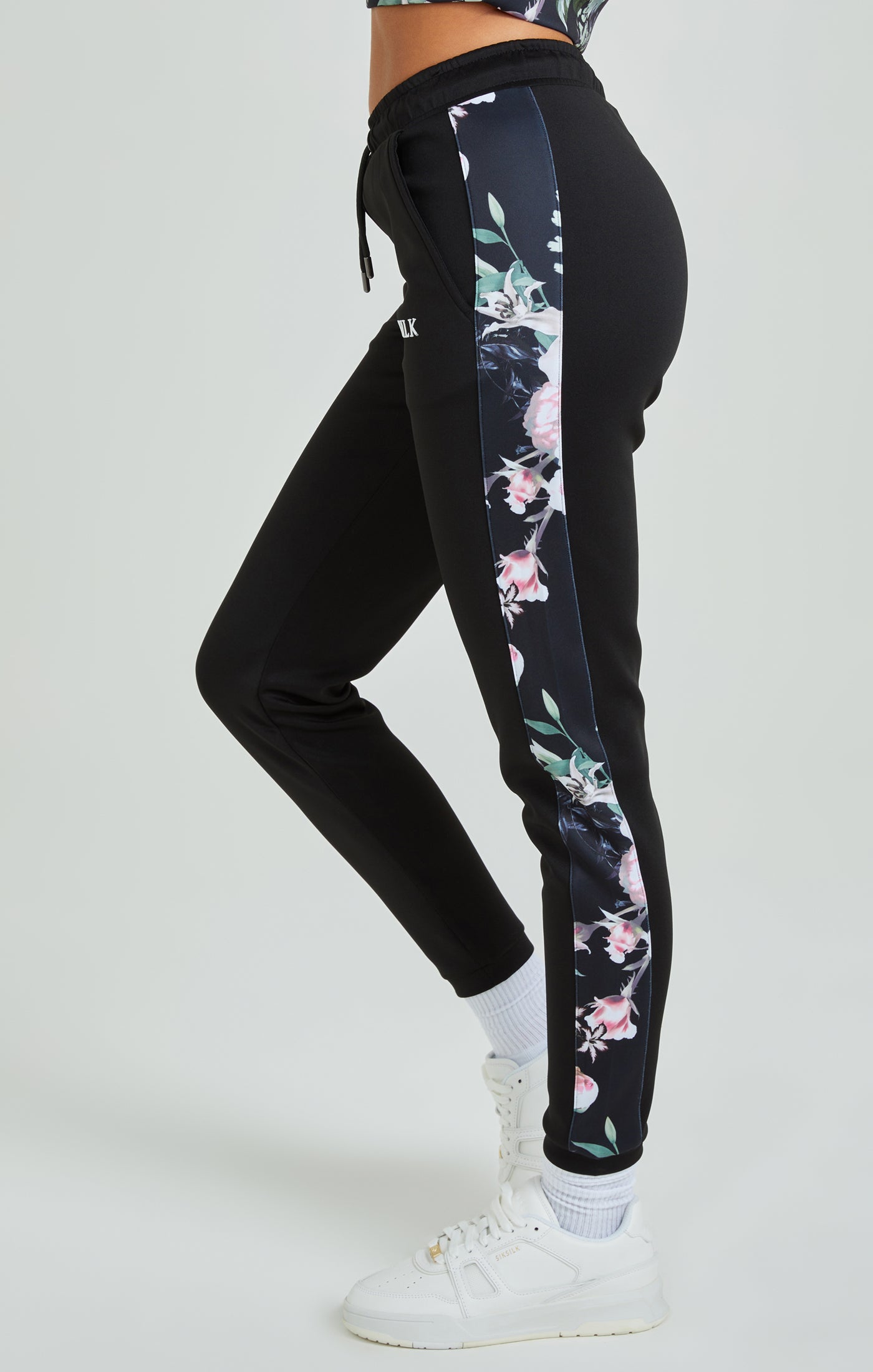 Load image into Gallery viewer, Black Floral Print Track Pant (2)