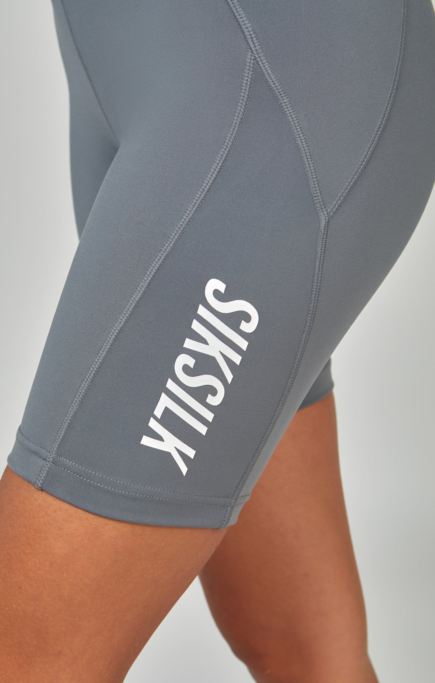 Load image into Gallery viewer, Grey Sports Essential Cycling Short (3)