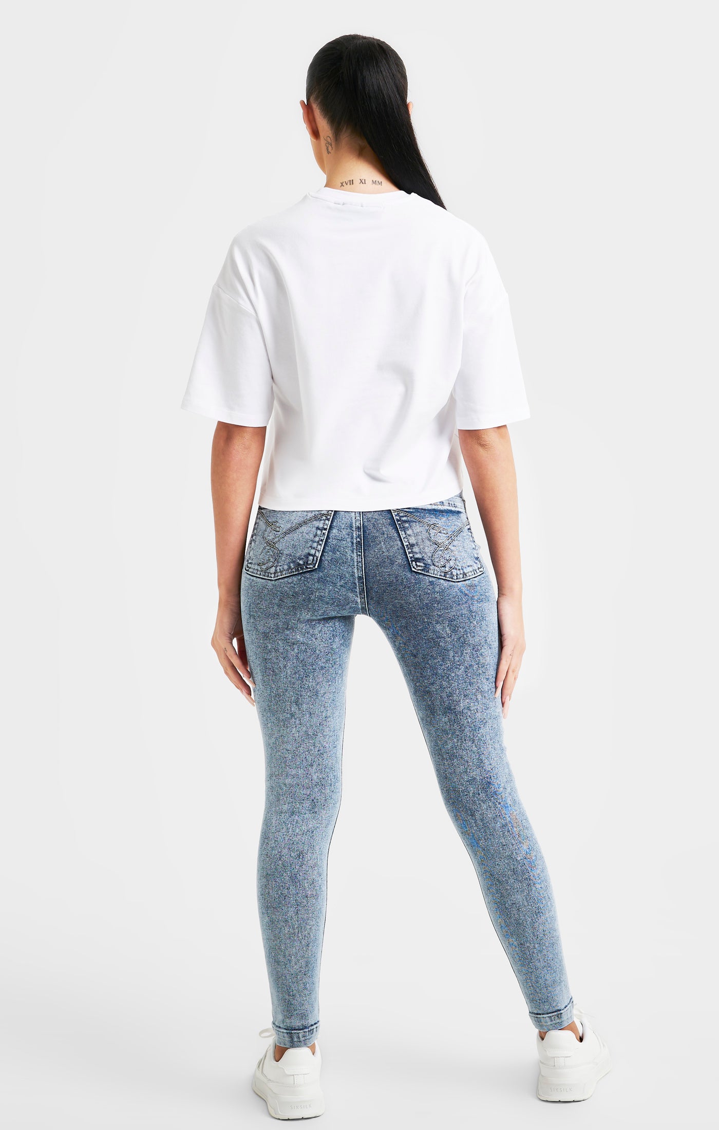 Load image into Gallery viewer, White Signature Crop Tee (4)
